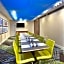 Holiday Inn Express & Suites Grand Rapids