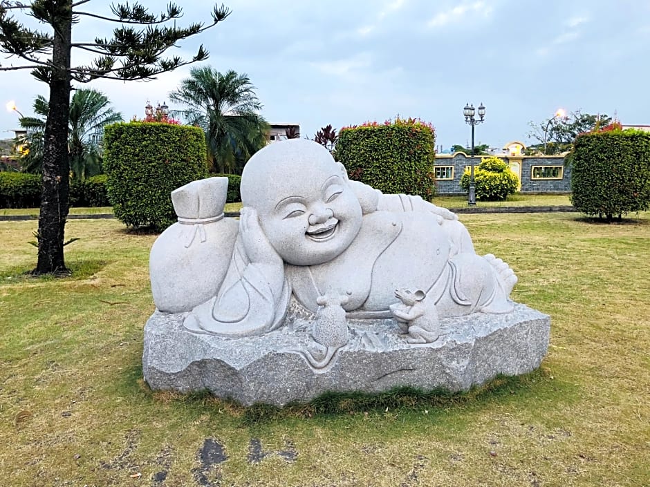 RedDoorz Syariah near RS Awal Bros Batam