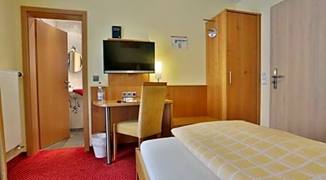 Deluxe Single Room with Balcony
