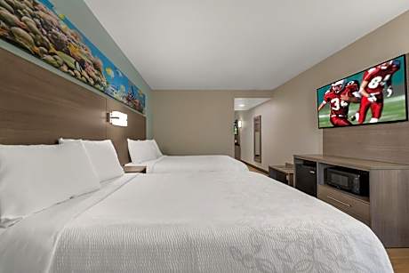 Red Roof PLUS & Suites Virginia Beach - Seaside