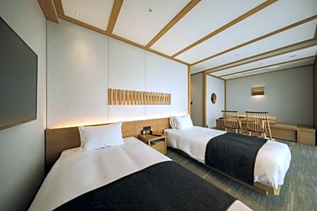 Premium Quadruple Room