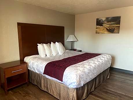 Suite with Hot Tub