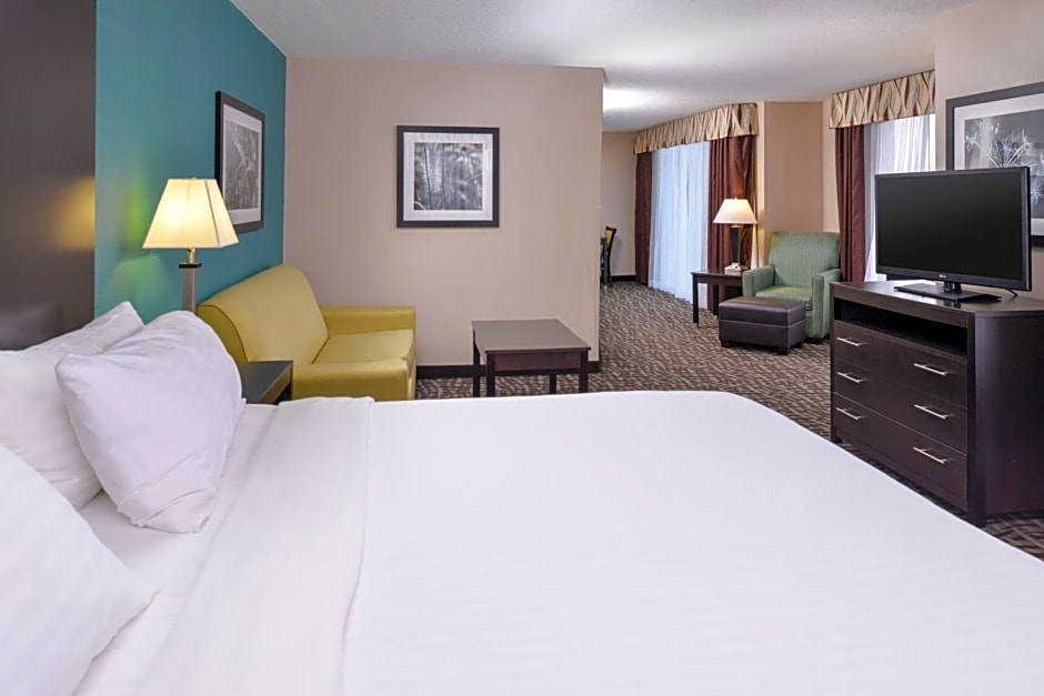 Holiday Inn Express Hotel & Suites Youngstown - North Lima/Boardman