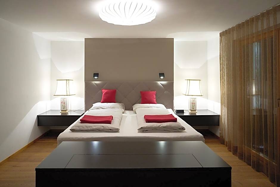 Grischuna Mountain Lodge