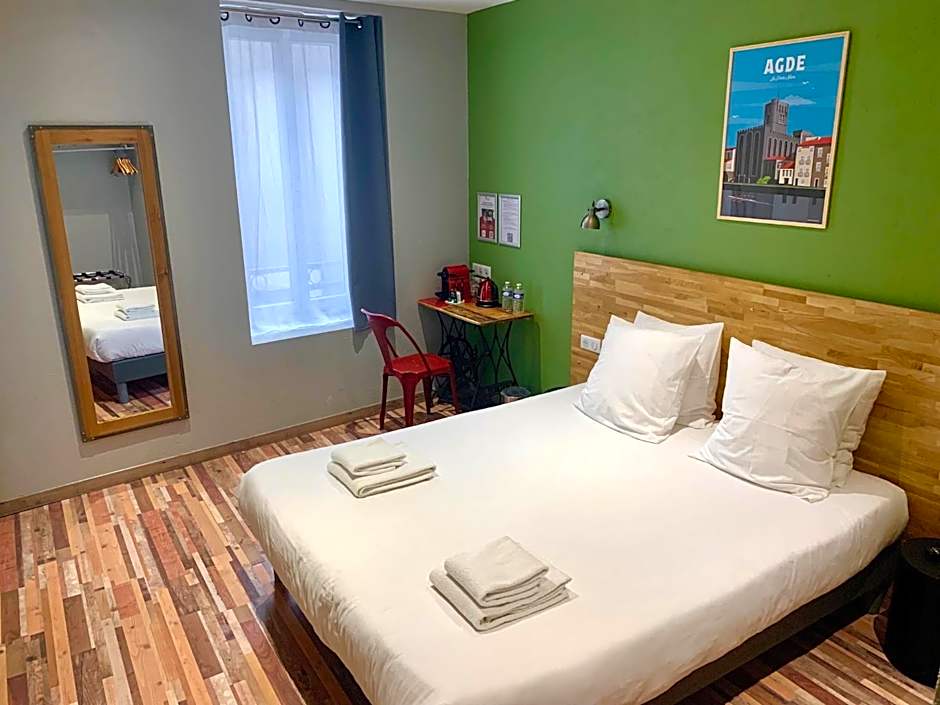 Logis Hotel Yseria - Historical Center