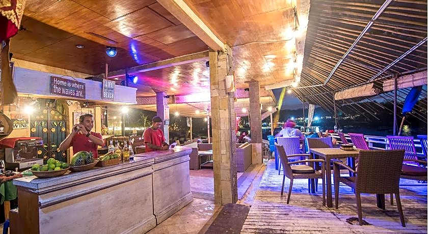 Mushroom Beach Bungalow