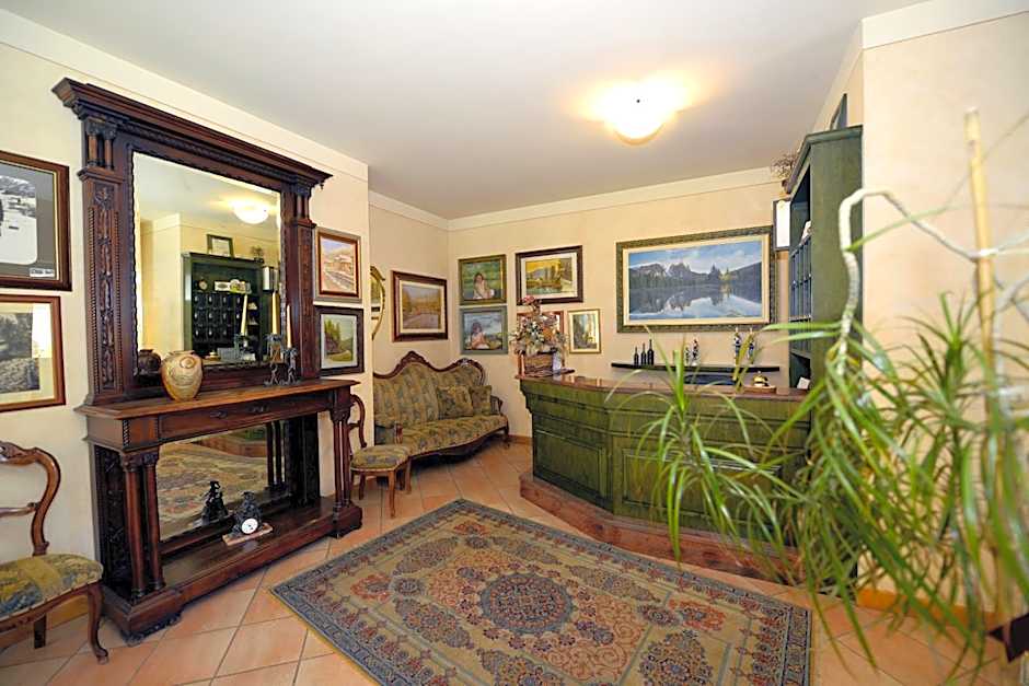 Hotel Veduta dell'Adamello