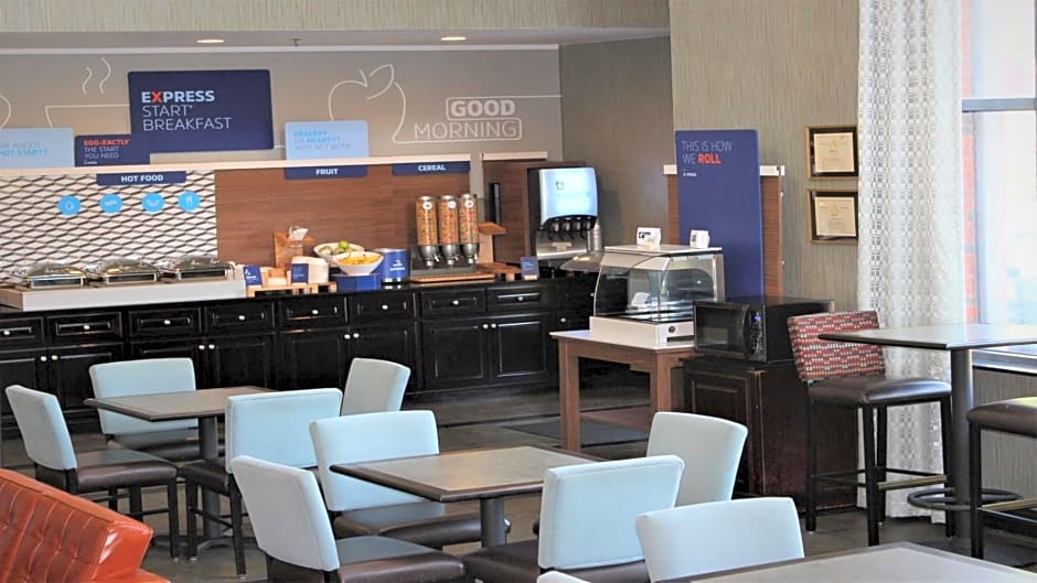Holiday Inn Express Hotels & Suites Rockingham West By IHG