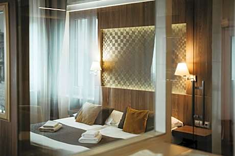 Superior Twin Room with Sauna