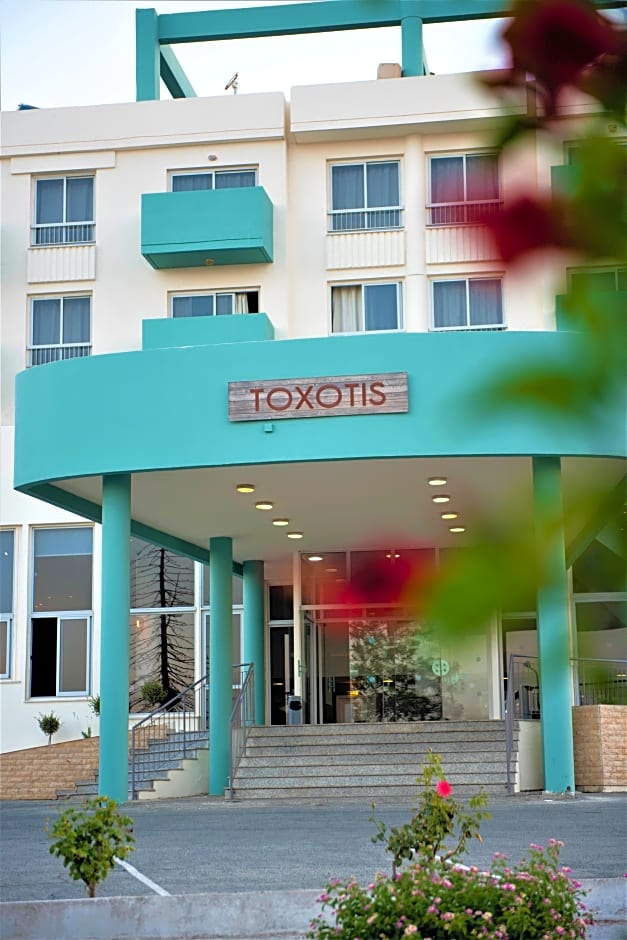 Toxotis Hotel