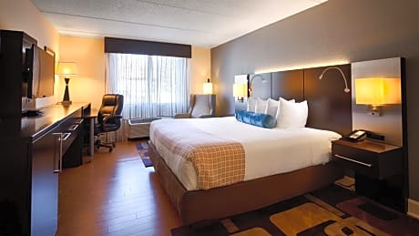 King Room with Bath - Disability Access/Non-Smoking