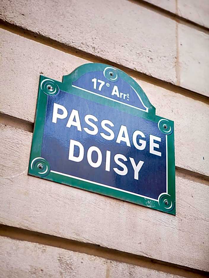 Doisy Etoile Hotel