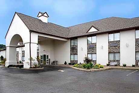Schoenbrunn Inn