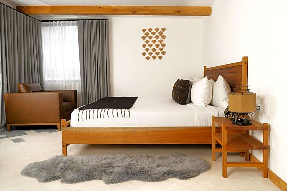 Photo 1 of 8 of Suite