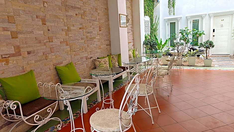 Casa Blanca Boutique Hotel - SHA Plus