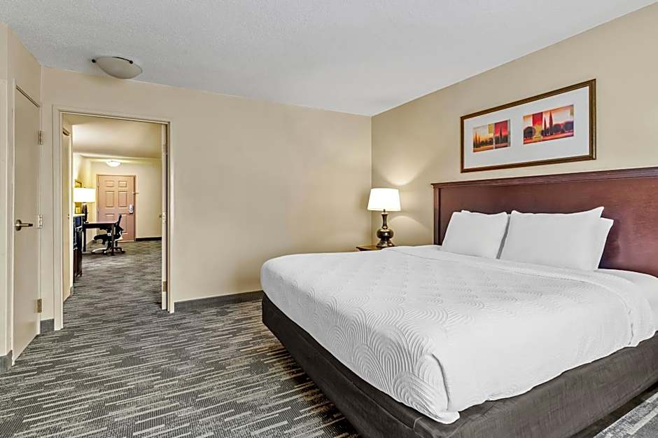 Country Inn & Suites by Radisson, Princeton, WV