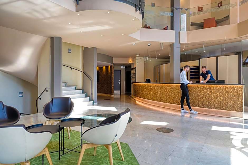 B&B HOTEL Mons Centre