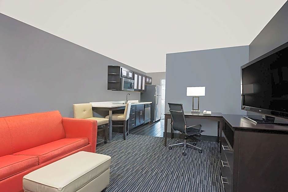 Hawthorn Extended Stay by Wyndham Columbus West