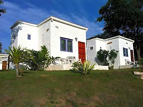 White Rock Resort Pakchong