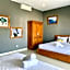 SURFERS HOUSE Batu Bolong - Adults only