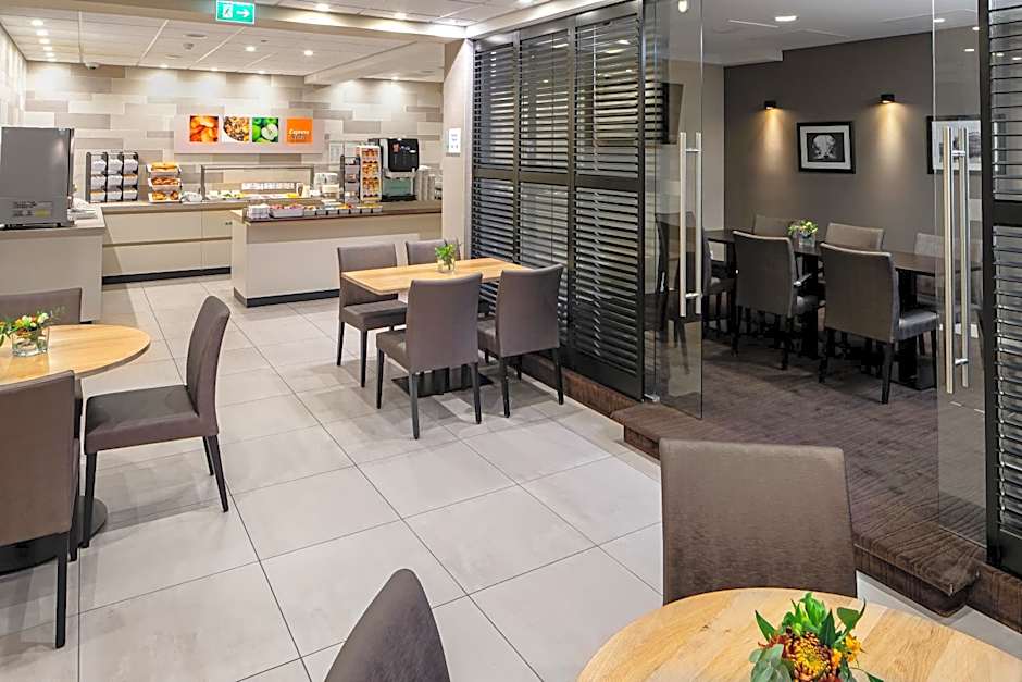 Holiday Inn Express Amsterdam - South By IHG