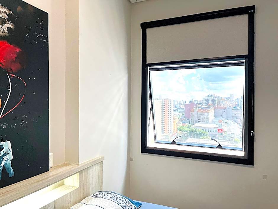 7th Avenue - Centro | Curitiba | Gonzaga Stays