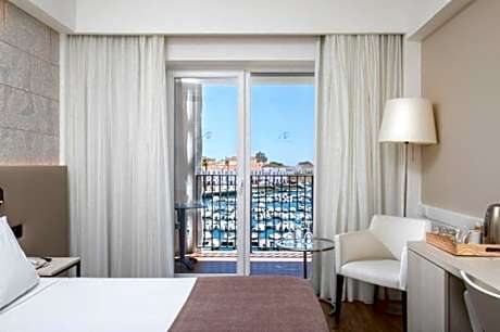 Double or Twin Room with Marina View