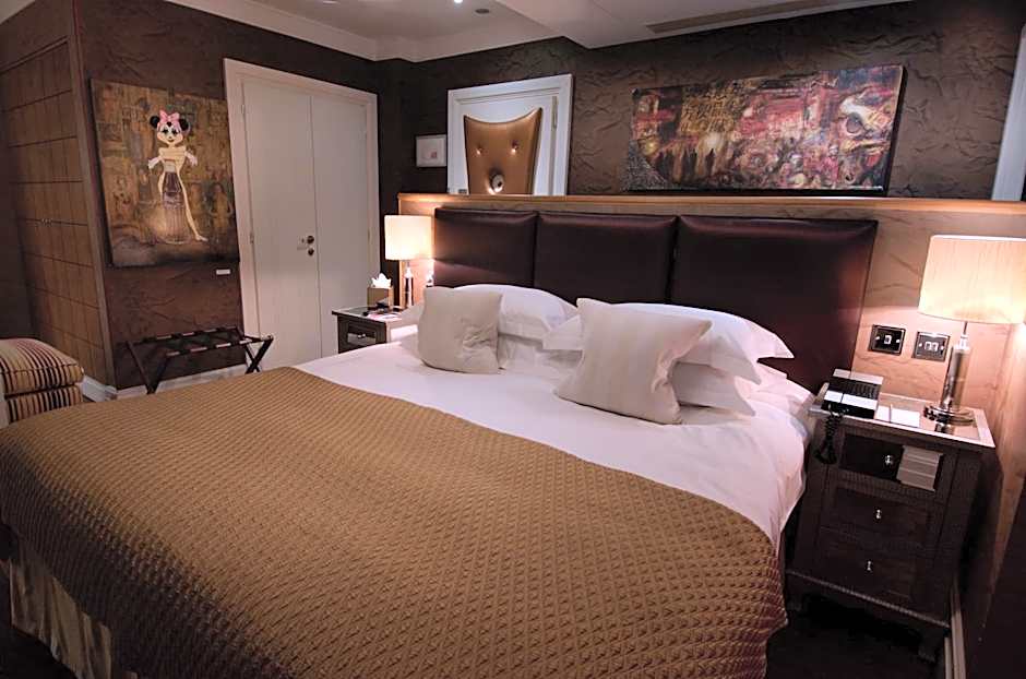 Karma Sanctum Soho Hotel