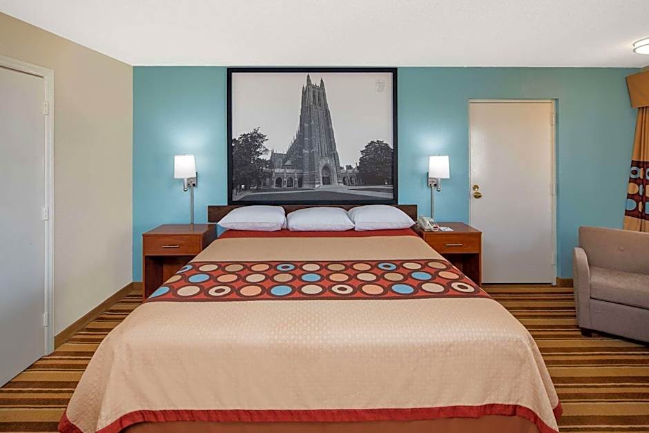 Super 8 by Wyndham Burlington NC