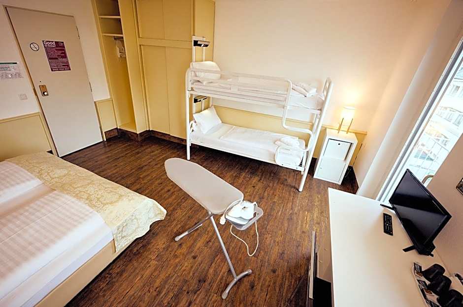 THE 4YOU Hostel & Hotel Munich