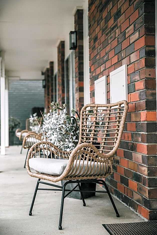 Town House Motor Inn