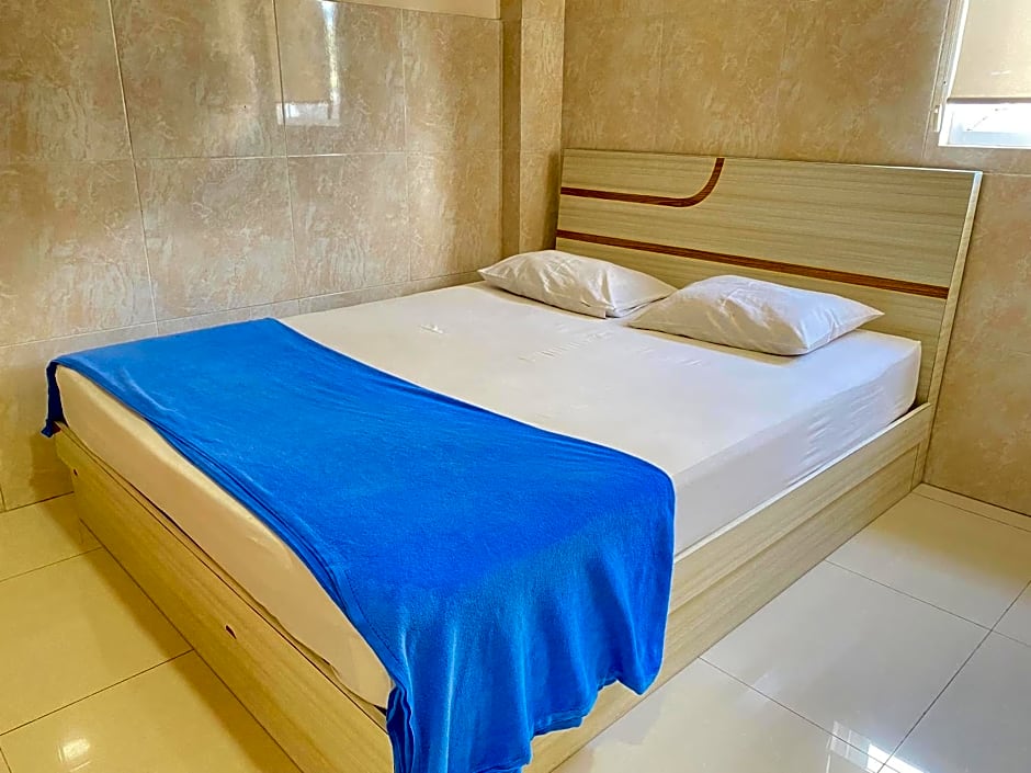 Penginapan Star Ambon Mitra RedDoorz