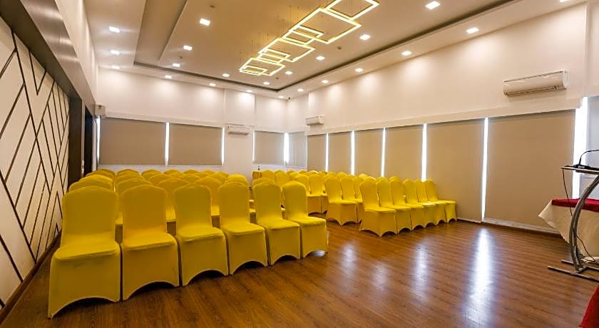 3 BY OYO Nami Residency Ahmedabad