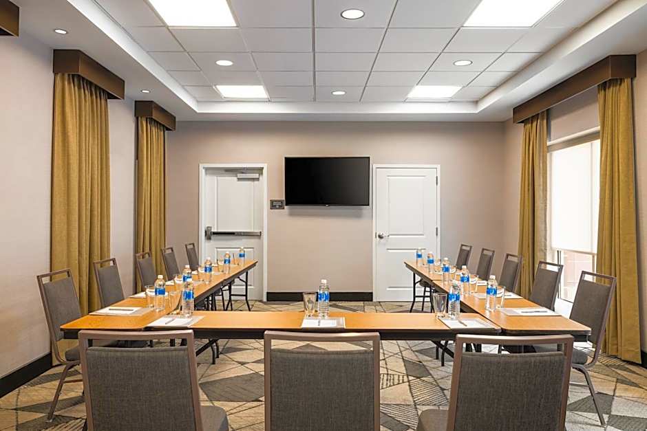 Residence Inn by Marriott Des Moines Downtown