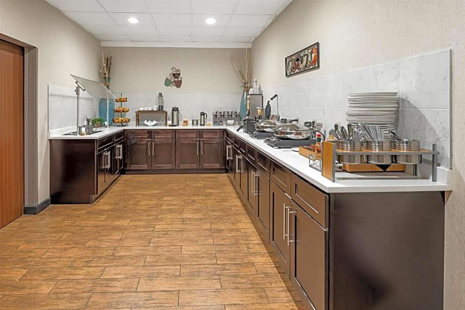 Best Western Plus Miamisburg-Dayton Suites, Banquets & Hotel