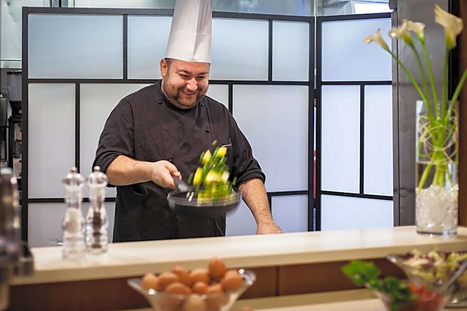 Holiday Inn Milan Garibaldi Station By IHG