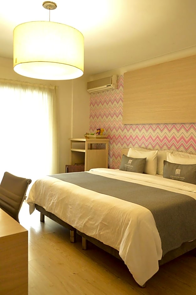 Hotel Ciudad Bonita