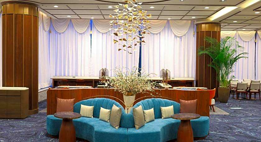 Hotel Springs Makuhari Premier