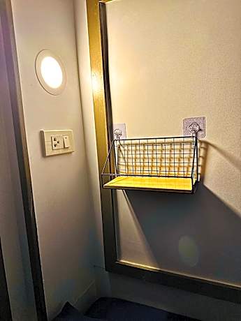 Bed in 8-Bed Mixed Dormitory Room