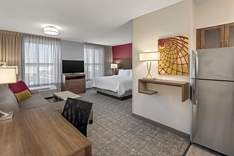 King Studio Suite