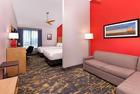 2 Queen Beds Deluxe Suite Non-Smoking