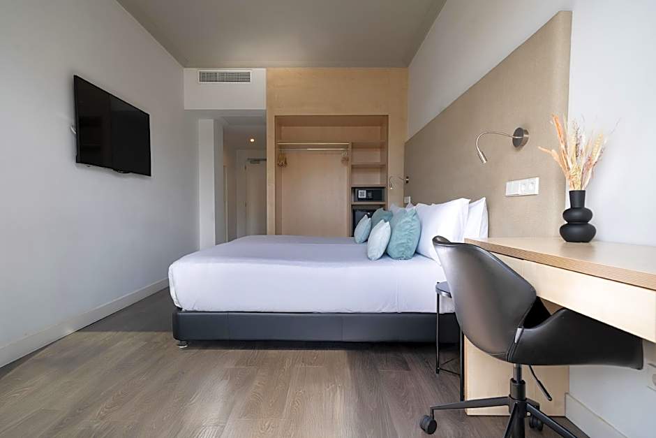 Photo 1 of 4 of Guestroom