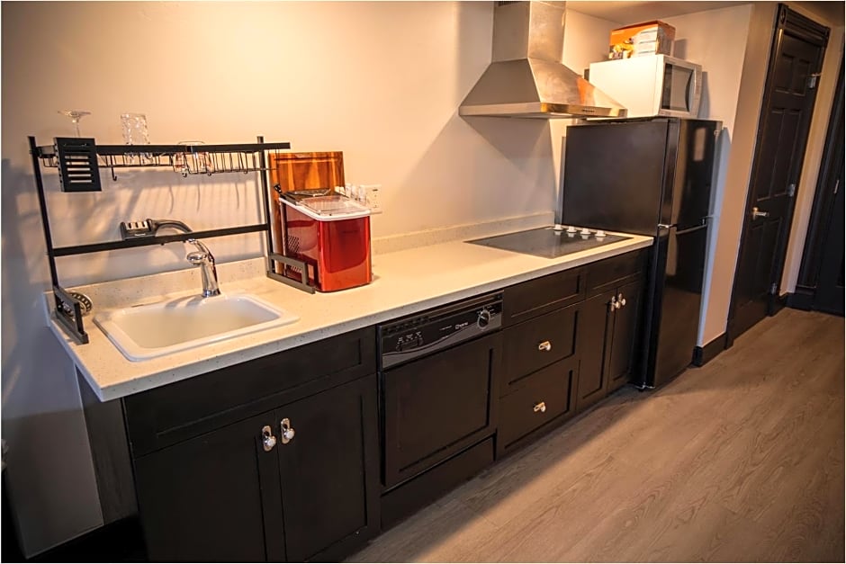 Nuk's Executive Suites