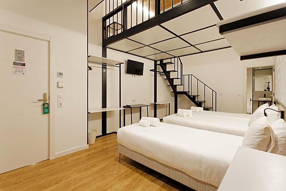 Green House Hotel