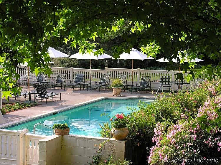 Madrona Manor