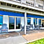 Driftwood Beach Motel
