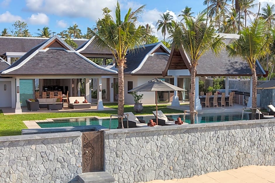Miskawaan Beachfront Villas