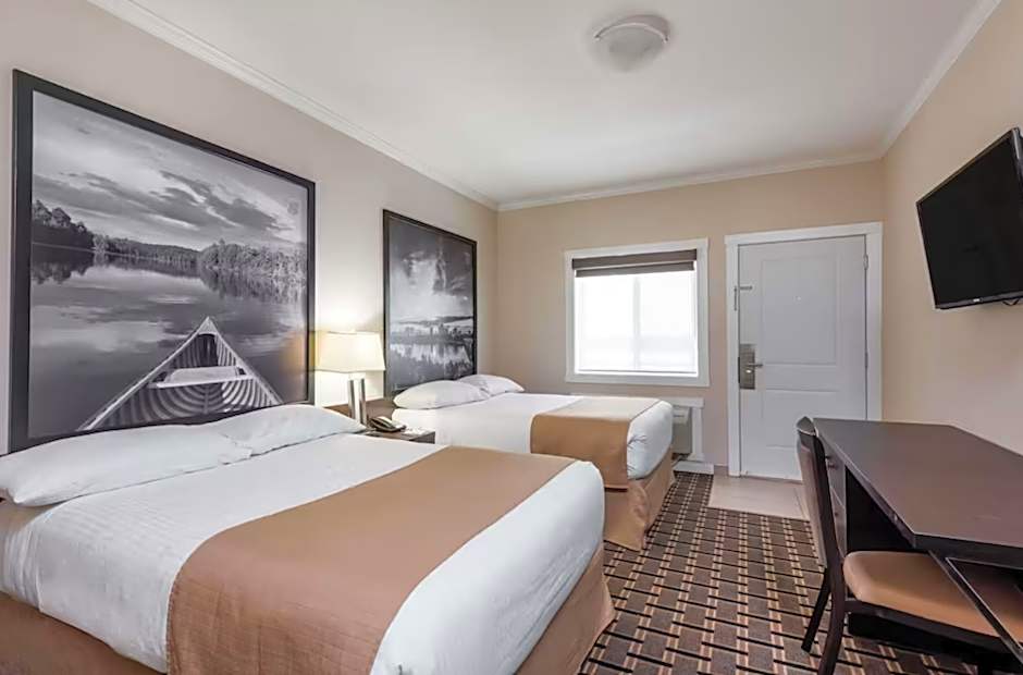 Photo 1 of 2 of 2 Double Beds, Accessible