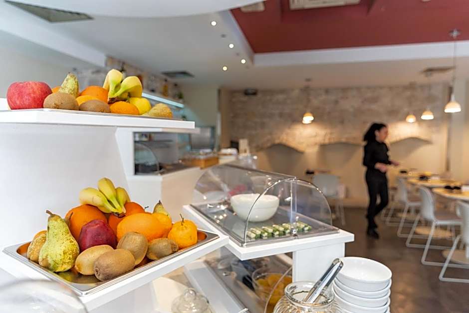 El Homs Palace Hotel