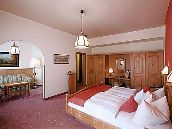 HENRI Country House Garmisch-Partenkirchen